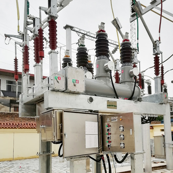 126kV กลางแจ้งแรงดันสูง SF6 แบบเปิดเครื่องใช้ไฟฟ้าแบบเปิด